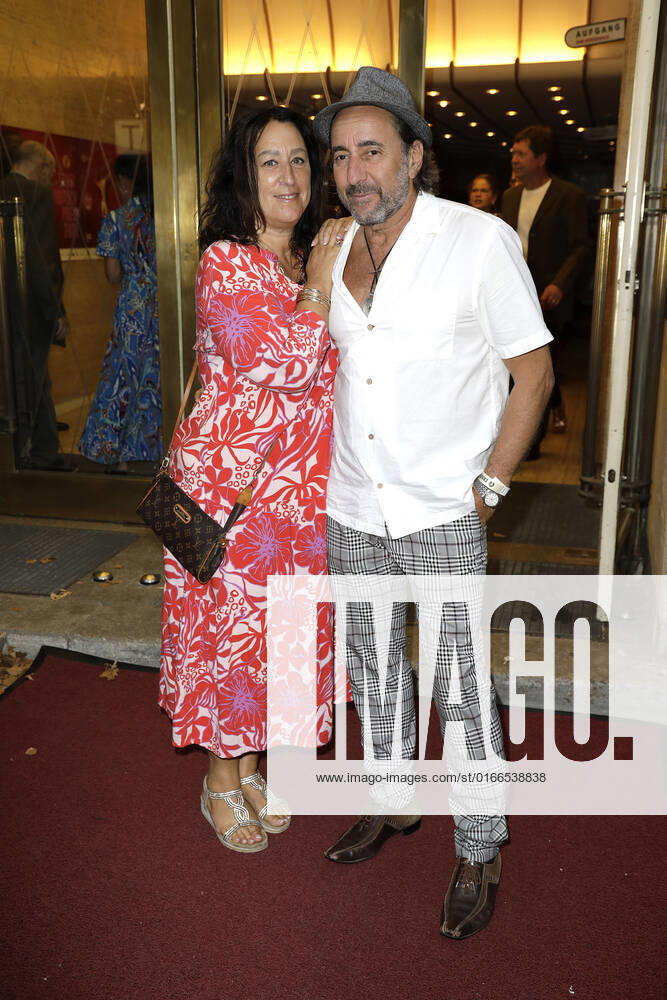 Dieter Landuris und seine Ehefrau Natascha bei der Verleihung vom Ernst-Lubitsch-Preis am 23.08.2022 in Berlin Ernst-Lubitsch-Preis Verleihung 2022 in Berlin