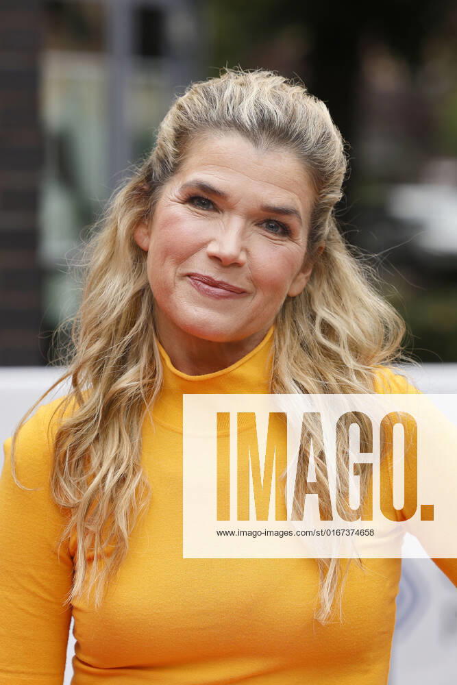 Schauspielerin Anke Engelke bei der 58. Verleihung des Grimme Preises 2022 im Theater der Stadt Marl. Marl, 26.08.2022 NRW Deutschland