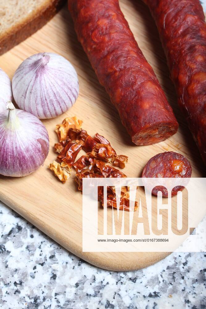 Chorizo , 2939983.jpg, appetizer, background, buffet, chorizo, close-up, cooking, cuisine, culinary, cut, eat, fat, food, gastronomy, gourmet, lunch, meat, peppered, pork, red, restaurant, sausage, sliced, slices, smoked, spain, spanish, spiced, pepper, garlic, wood, chillie,