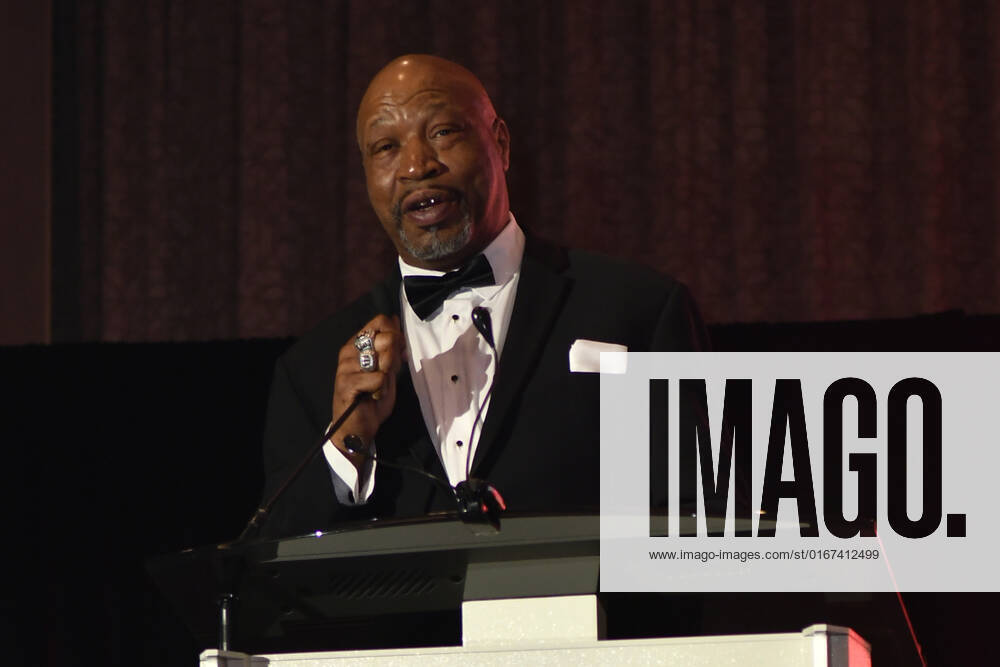 LAS VEGAS, NV - AUGUST 27: Ray Mercer speaking at the Induction Ceremony & Dinner for the 2022 Nevada Boxing Hall Of Fame at Resorts World Las Vegas in Las Vegas,Nevada, on August 27, 2022.