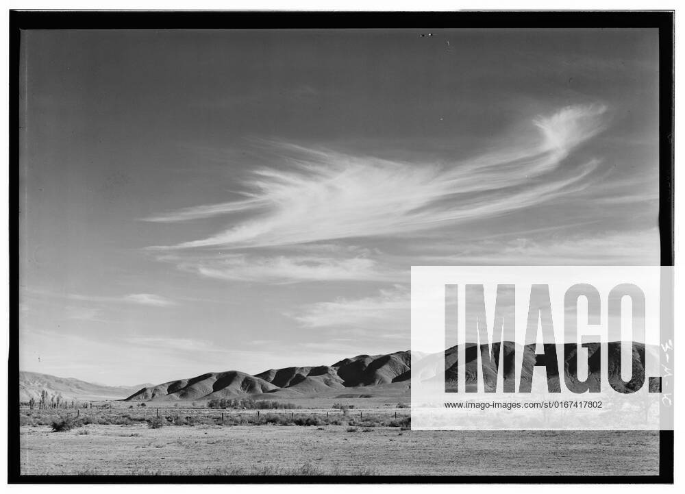 View south from Manzanar to Alabama Hills, Manzanar Relocation Center. Ansel Adams s Photographs of Japanese-American Internment at Manzanar.