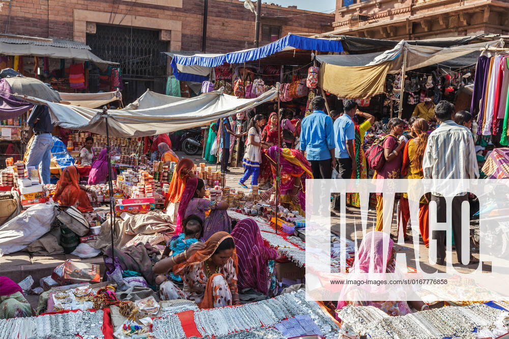 Straßenszene,jodhpur,straßenverkauf,basar,strassenszene,strassenszenen,straßenszenen,strassenverkauf,basare,bazar