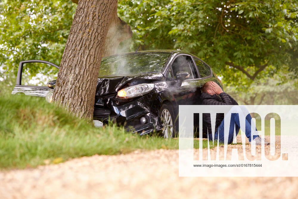 Fahrer,schock,verkehrsunfall,entsetzen,entsetzt,erschrecken,erschrocken,geschockt,schockiert,schreck,unfall,unfälle,verkehrsunfälle
