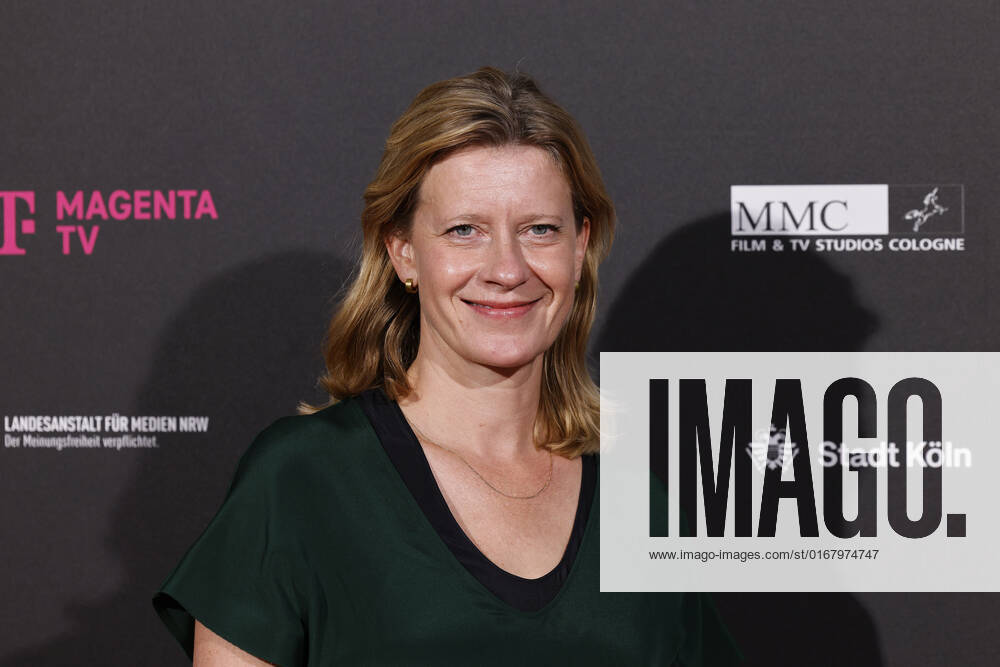 Schauspielerin Caroline Peters beim Kölner Emmy Cocktail 2022 anlässlich der 16. Kölner Jurysitzung des International Emmy auf Schloss Arff. Köln, 31.08.2022 NRW Deutschland