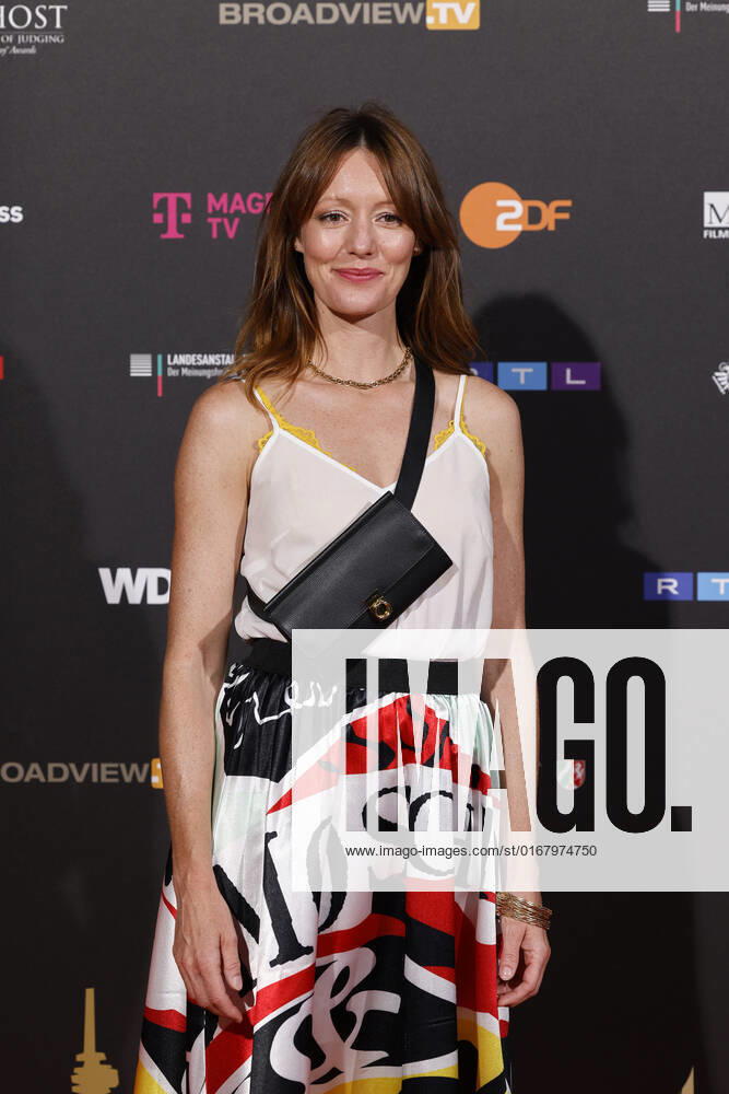 Schauspielerin Lavinia Wilson beim Kölner Emmy Cocktail 2022 anlässlich der 16. Kölner Jurysitzung des International Emmy auf Schloss Arff. Köln, 31.08.2022 NRW Deutschland