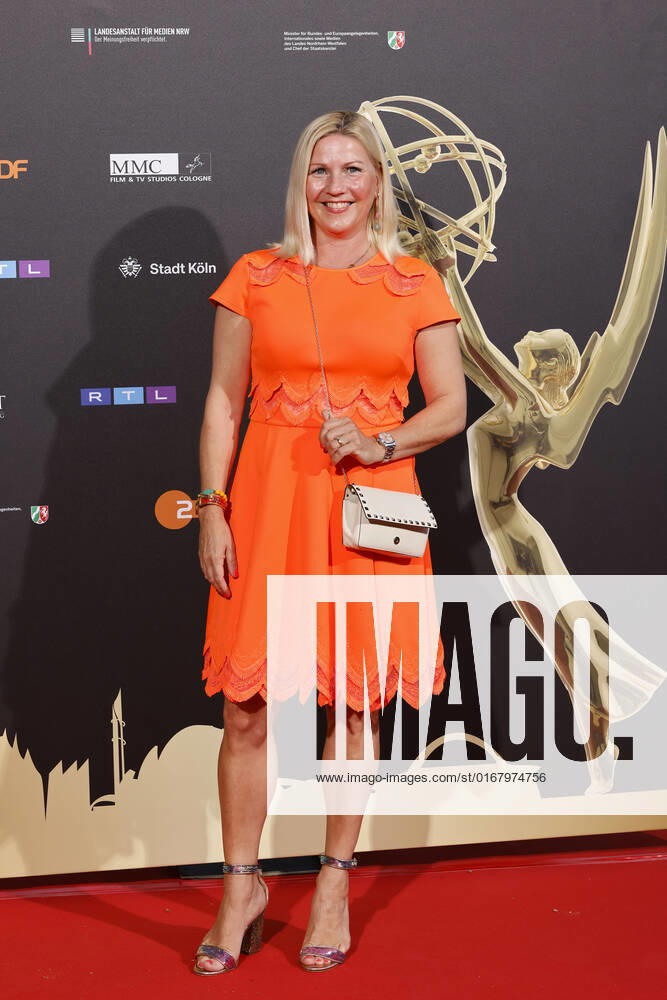 Fernsehmoderatorin Aleksandra Bechtel beim Kölner Emmy Cocktail 2022 anlässlich der 16. Kölner Jurysitzung des International Emmy auf Schloss Arff. Köln, 31.08.2022 NRW Deutschland