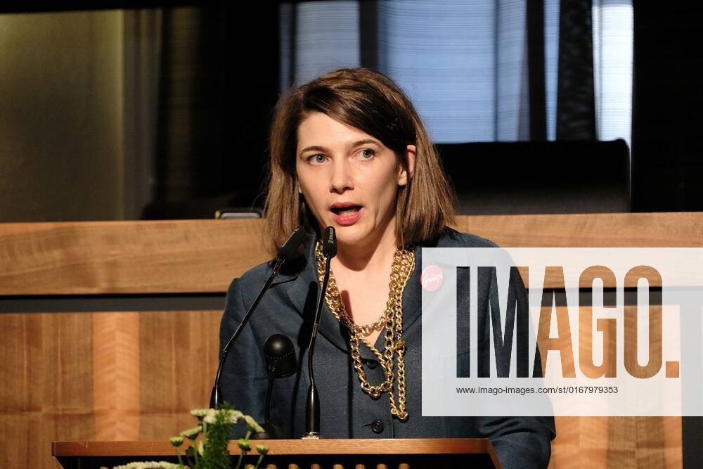 Kassel Jährliche Verleihung durch die Stiftung BrücknerKühnner und der Stadt Kassel Anaïs Meier erhält den Förderpreis Komische Literatur 2022 Bild zeigt: Preisträgerin Anaïs Meier