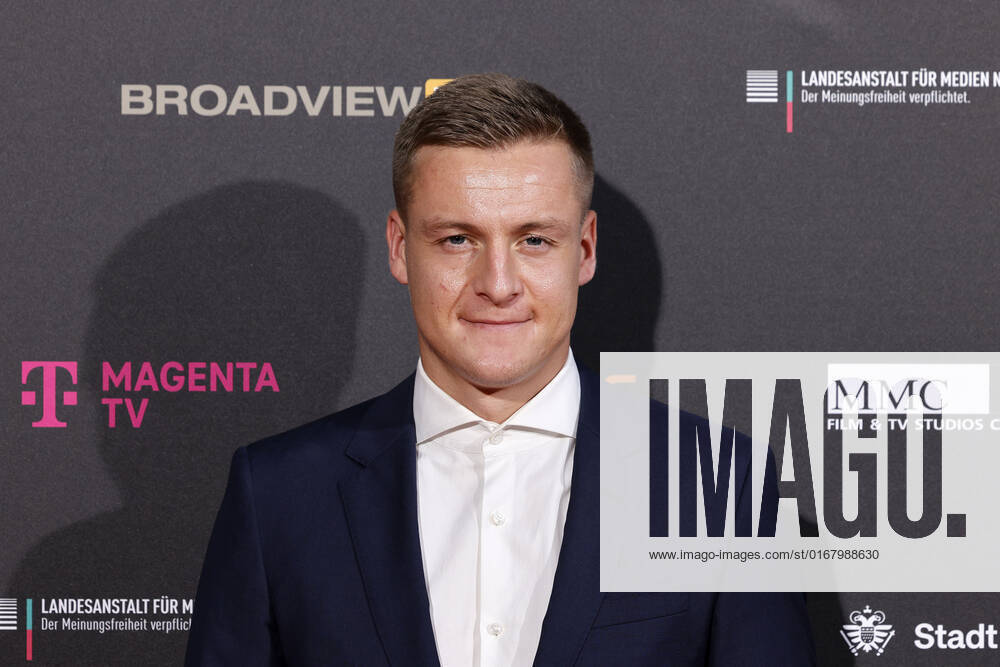 Fußballtrainer Felix Kroos beim Kölner Emmy Cocktail 2022 anlässlich der 16. Kölner Jurysitzung des International Emmy auf Schloss Arff. Köln, 31.08.2022 NRW Deutschland