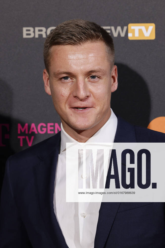 Fußballtrainer Felix Kroos beim Kölner Emmy Cocktail 2022 anlässlich der 16. Kölner Jurysitzung des International Emmy auf Schloss Arff. Köln, 31.08.2022 NRW Deutschland