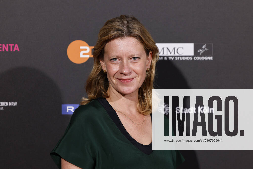 Schauspielerin Caroline Peters beim Kölner Emmy Cocktail 2022 anlässlich der 16. Kölner Jurysitzung des International Emmy auf Schloss Arff. Köln, 31.08.2022 NRW Deutschland