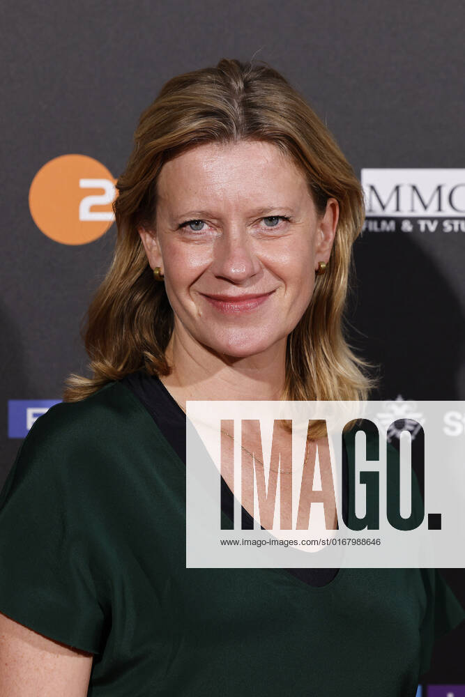 Schauspielerin Caroline Peters beim Kölner Emmy Cocktail 2022 anlässlich der 16. Kölner Jurysitzung des International Emmy auf Schloss Arff. Köln, 31.08.2022 NRW Deutschland