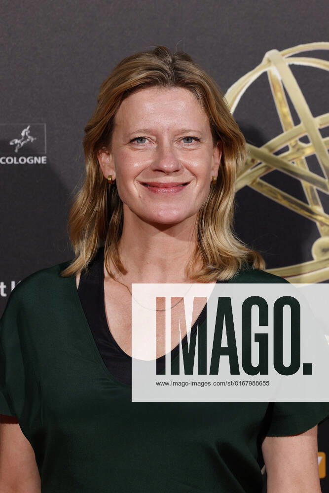 Schauspielerin Caroline Peters beim Kölner Emmy Cocktail 2022 anlässlich der 16. Kölner Jurysitzung des International Emmy auf Schloss Arff. Köln, 31.08.2022 NRW Deutschland