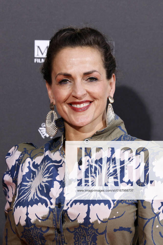 Schauspielerin Nicole Ansari-Cox beim Kölner Emmy Cocktail 2022 anlässlich der 16. Kölner Jurysitzung des International Emmy auf Schloss Arff. Köln, 31.08.2022 NRW Deutschland