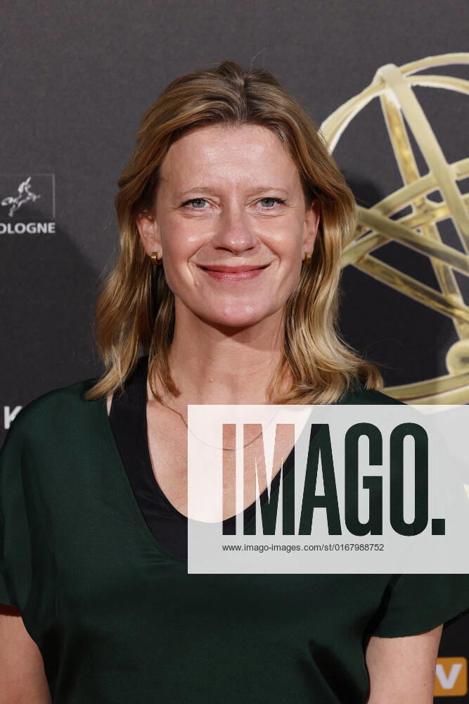 Schauspielerin Caroline Peters beim Kölner Emmy Cocktail 2022 anlässlich der 16. Kölner Jurysitzung des International Emmy auf Schloss Arff. Köln, 31.08.2022 NRW Deutschland
