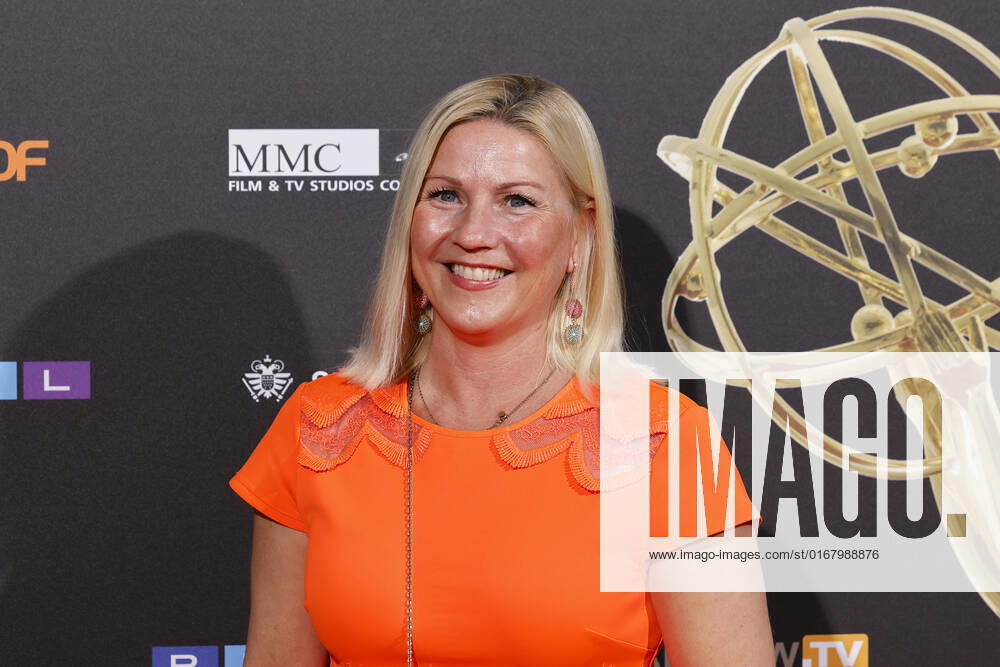 Fernsehmoderatorin Aleksandra Bechtel beim Kölner Emmy Cocktail 2022 anlässlich der 16. Kölner Jurysitzung des International Emmy auf Schloss Arff. Köln, 31.08.2022 NRW Deutschland