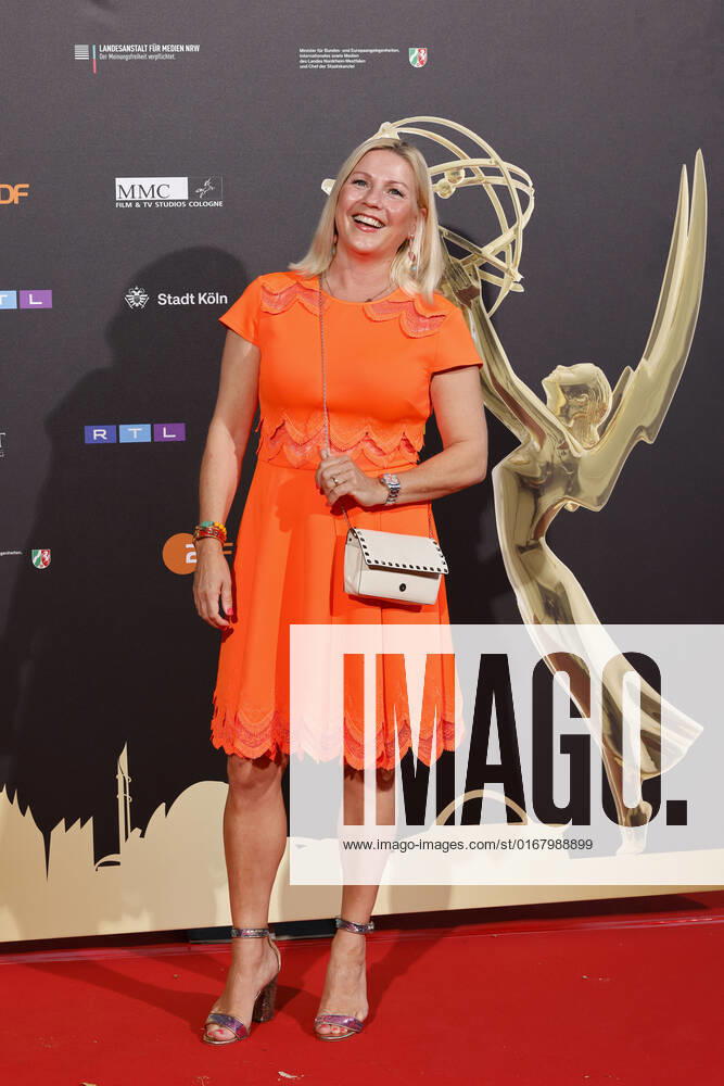 Fernsehmoderatorin Aleksandra Bechtel beim Kölner Emmy Cocktail 2022 anlässlich der 16. Kölner Jurysitzung des International Emmy auf Schloss Arff. Köln, 31.08.2022 NRW Deutschland