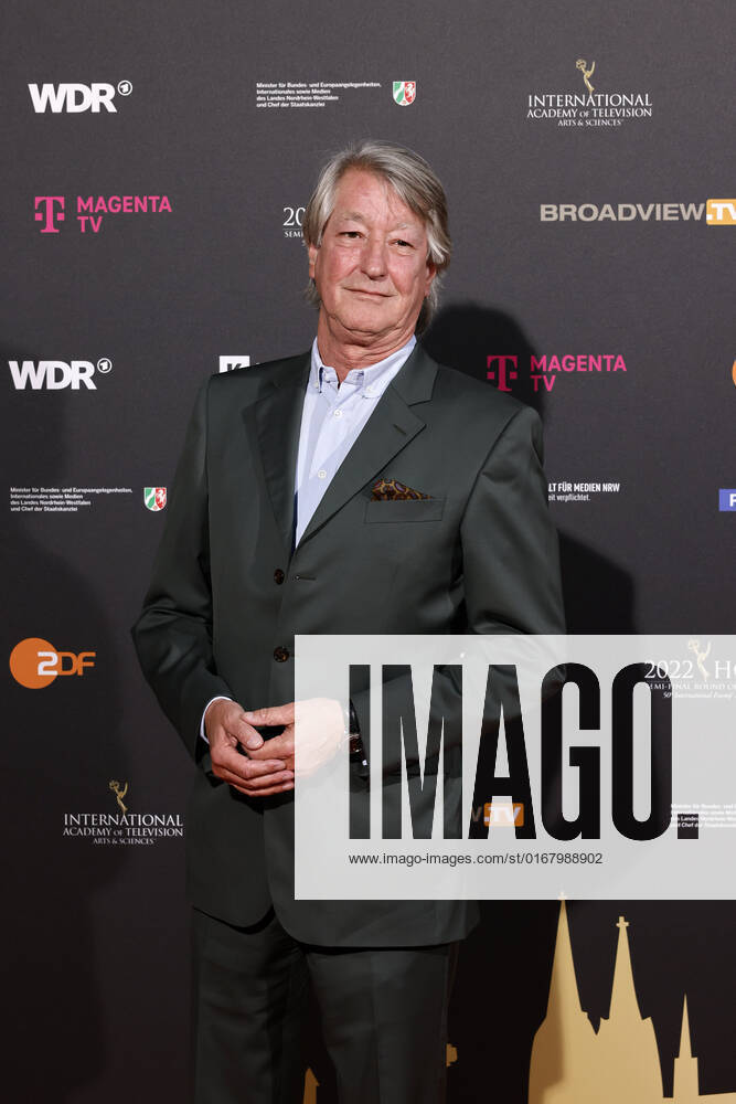 Verleger Christian DuMont Schütte beim Kölner Emmy Cocktail 2022 anlässlich der 16. Kölner Jurysitzung des International Emmy auf Schloss Arff. Köln, 31.08.2022 NRW Deutschland