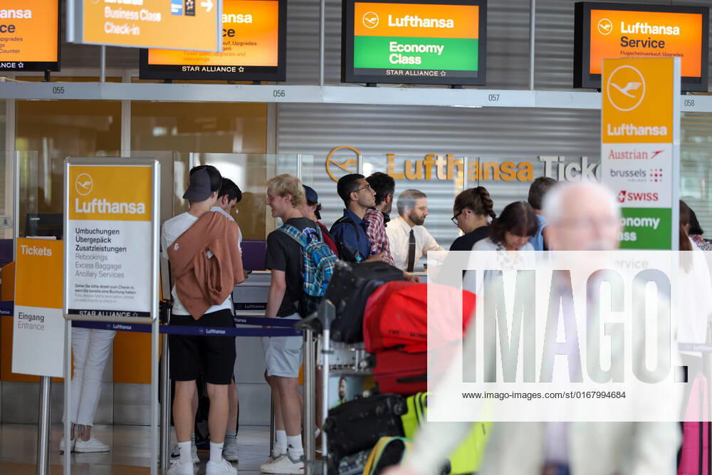 Piloten Streik der Lufthansa 800 Flüge werden gestrichen am Flughafen in München Datum: 02.09.2022