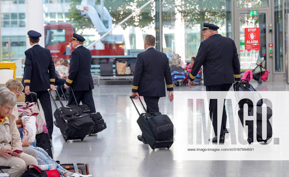 Piloten Streik der Lufthansa 800 Flüge werden gestrichen am Flughafen in München Datum: 02.09.2022