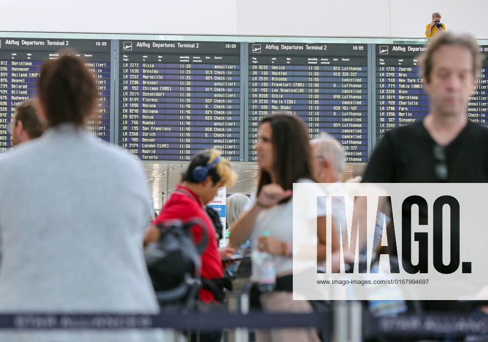 Piloten Streik der Lufthansa 800 Flüge werden gestrichen am Flughafen in München Datum: 02.09.2022