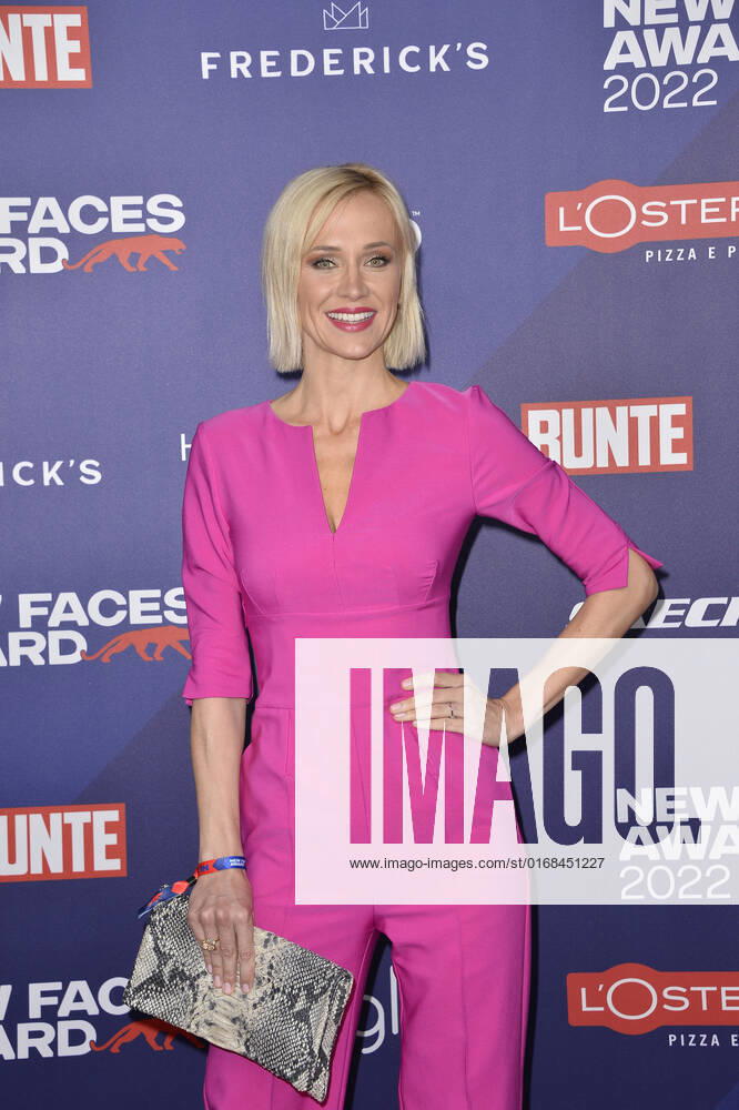 Lisa Loch beim Bunte New Faces Award STYLE in Berlin 08.09.2022