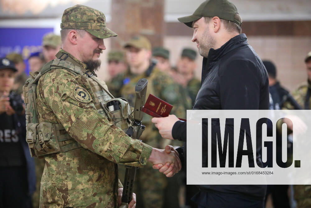KW36 KHARKIV, UKRAINE - SEPTEMBER 08, 2022 - Minister of Internal Affairs Denys Monastyrskyi awards the defenders of Kharkiv, Kharkiv, northeastern Ukraine. Minister of Internal Affairs Denys Monastyrskyi awards defenders of Kharkiv