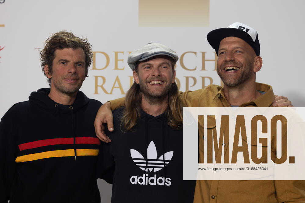 Sportfreunde STILLER bei der Verleihung Deutscher Radiopreis am 8.09.2022 in Hamburg Brunsb?ttel River Loft Hotel Schleswig Holstein Deutschland DJR56563