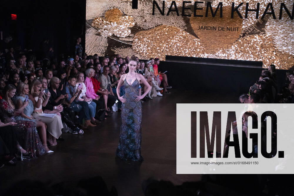 New York, New York, U.S: Models for Naeem Khan are shown during Khanâ€⠢s runway show at Runway 7 Fashion at Sony Hall in New York. New York Fashion Week (NYFW). Runway 7 will present more than 40 designers runway shows for the Spring Summer 2023 season during New York Fashion Week and runs through Septemer 14, 2022 New York USA - ZUMAp140 20220909_zap_p140_070