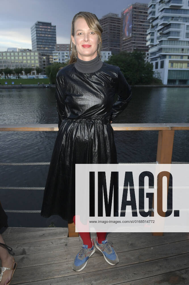Rubina Nath bei der Verleihung des Deutschen Schauspielpreises 2022 im Restaurant Spindler & Klatt. Berlin