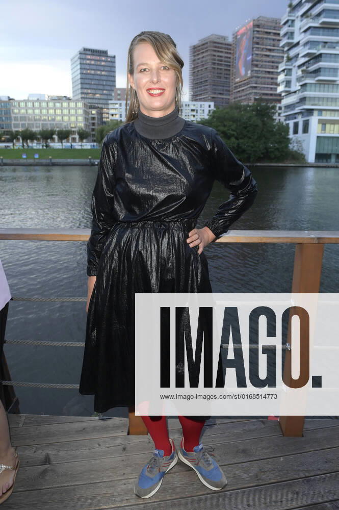 Rubina Nath bei der Verleihung des Deutschen Schauspielpreises 2022 im Restaurant Spindler & Klatt. Berlin