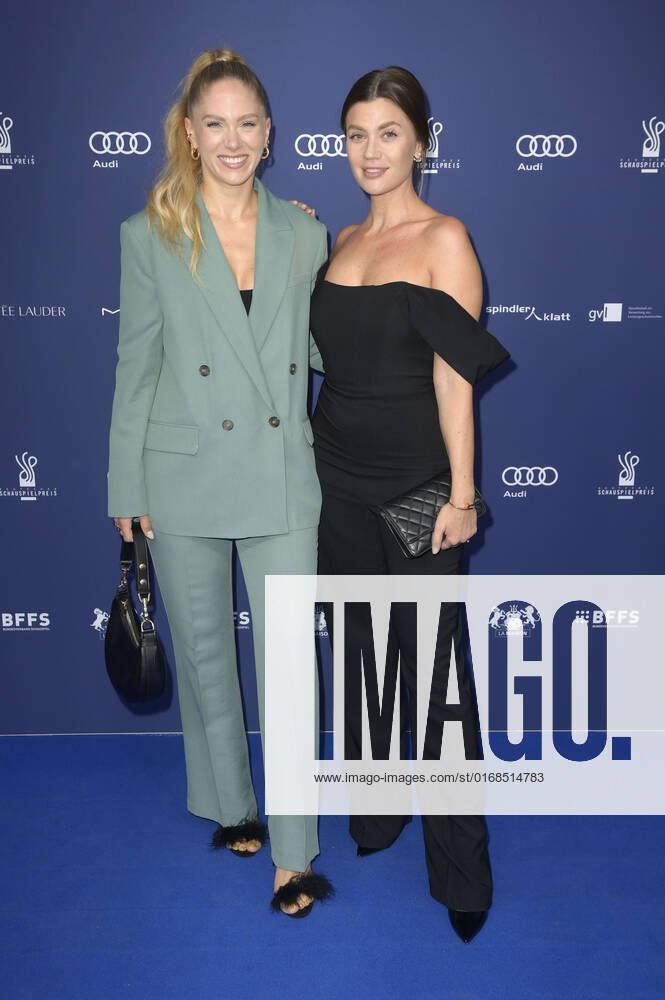 Vanessa Prinz und Nadine Klein bei der Verleihung des Deutschen Schauspielpreises 2022 im Restaurant Spindler & Klatt. Berlin