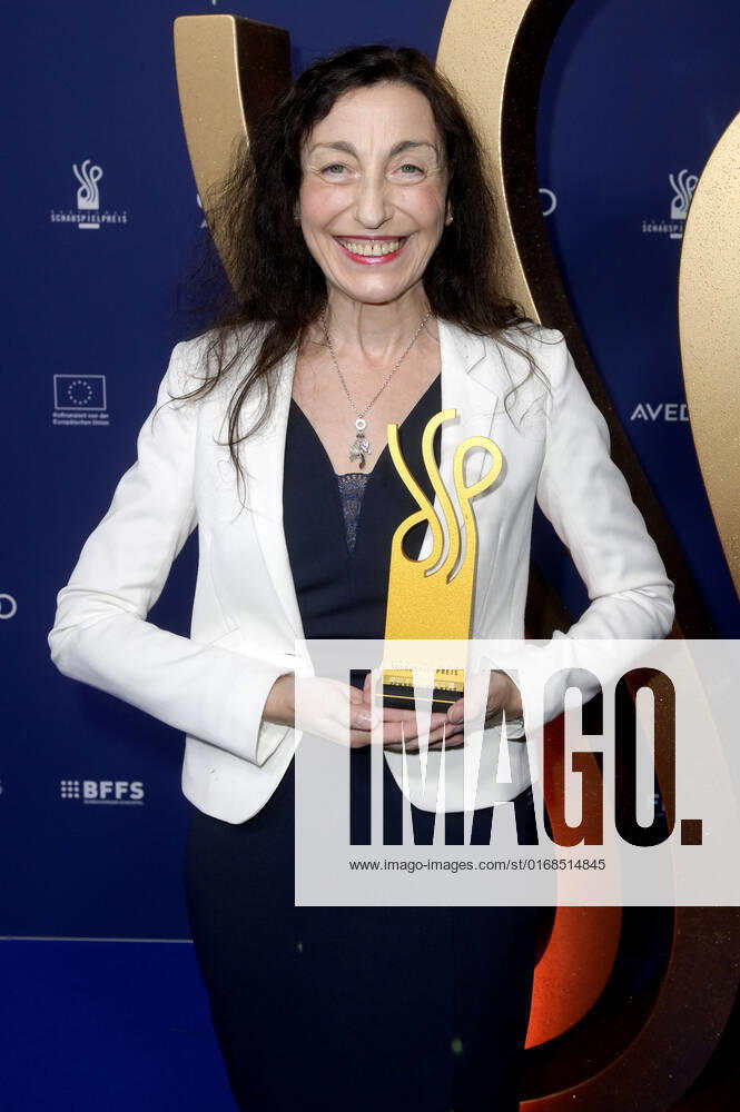 Isabella Vertes-Schütter bei der Verleihung des Deutschen Schauspielpreises 2022 im Restaurant Spindler & Klatt. Berlin
