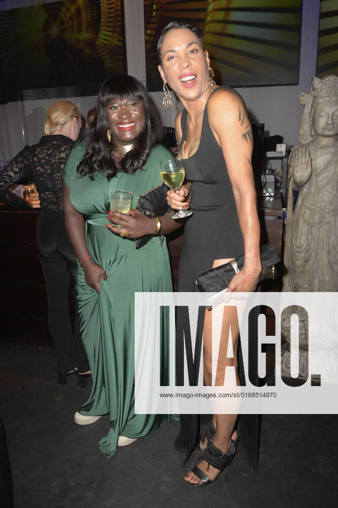 Thelma Buabeng und Annabelle Mandeng bei der Verleihung des Deutschen Schauspielpreises 2022 im Restaurant Spindler & Klatt. Berlin