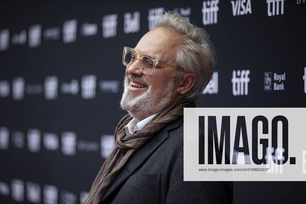 Toronto, ON, CAN: Sam Mendes arrives on the red carpet for Empire of Light at the Toronto International Film Festival in Toronto on Monday September 12, 2022. Toronto CAN - ZUMAc35_ 20220912_zaf_c35_095