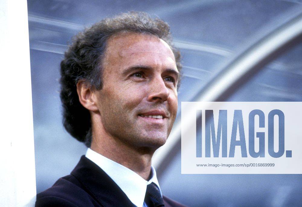 BECKENBAUER Franz Trainer Team Deutschland FIFA Fussball Weltmeisterschaften 1990 in Italien Finale Deutschland-Argentinien 1 : 0 am 08.07.1990