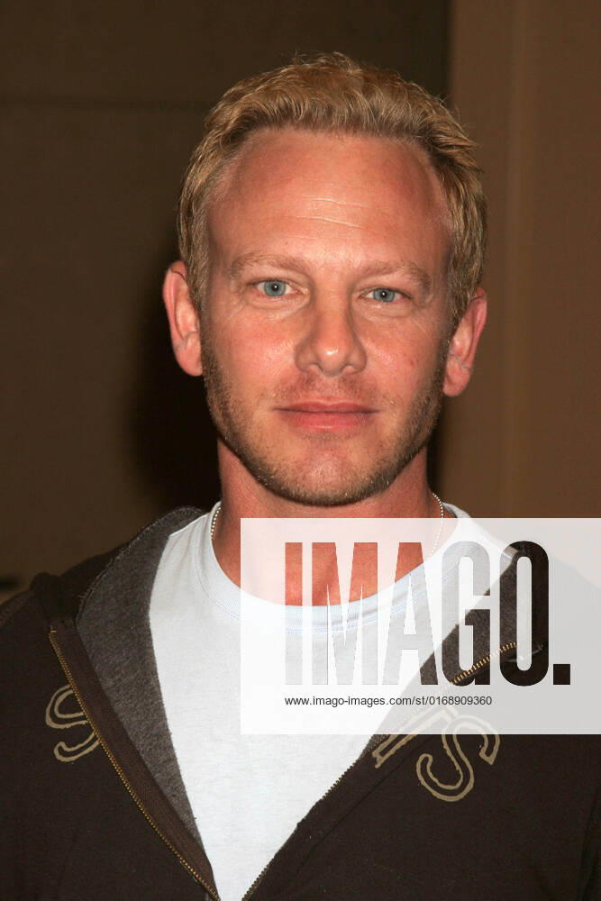 Ian Ziering at the Beverly Hills 90210 and Melrose Place First Season DVD Launch. Beverly Hilton Hotel, Beverly Hills, CA. 11-03-06 , 11496224.jpg, talent, entertainment, popular, people, person, event, fame, star, famous, celebrity,