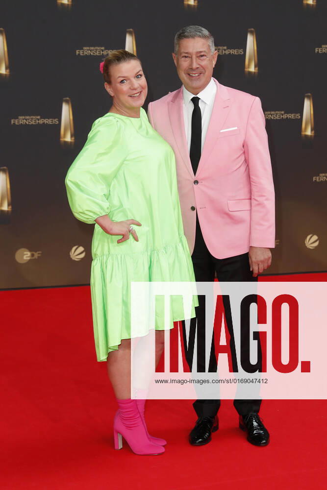 Der Deutsche Fernsehpreis 2021 Mirja Boes und Joachim Llambi auf dem roten Teppich bei der Verleihung Der Deutsche Fernsehpreis Die TV-Highlights des Jahres am 14. September in den MMC Studios Köln.