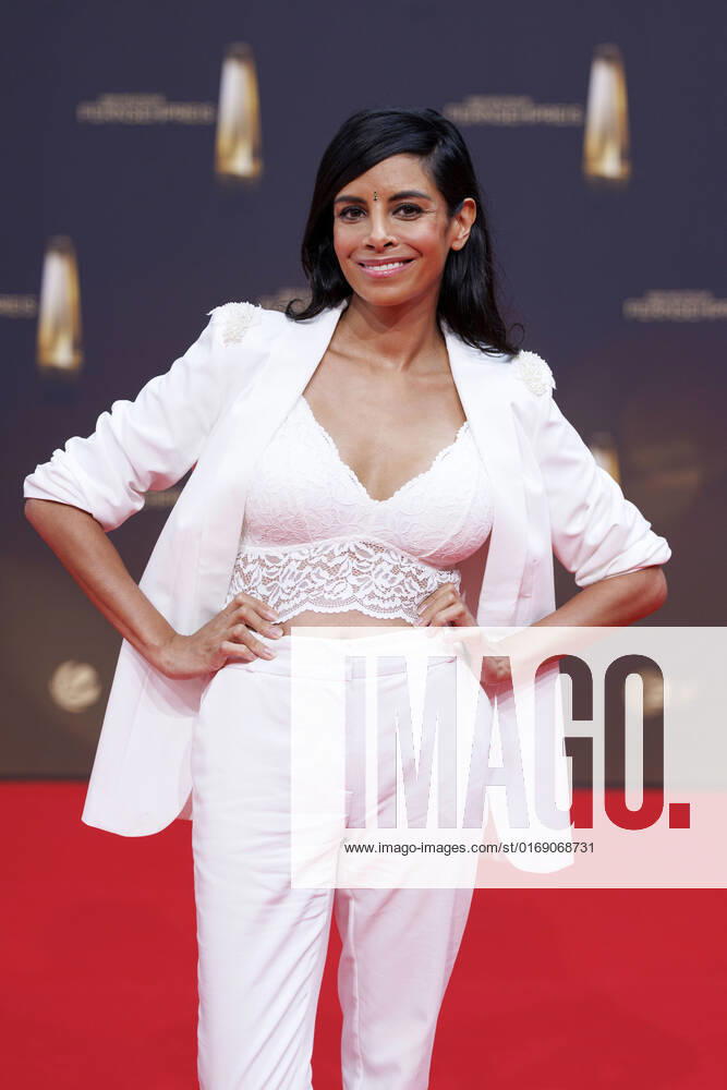 Moderatorin Collien Ulmen-Fernandes bei der Deutsche Fernsehpreis 2022 - Die TV-Highlights des Jahres in den MMC-Studios in Ossendorf. Köln, 14.09.2022 NRW Deutschland