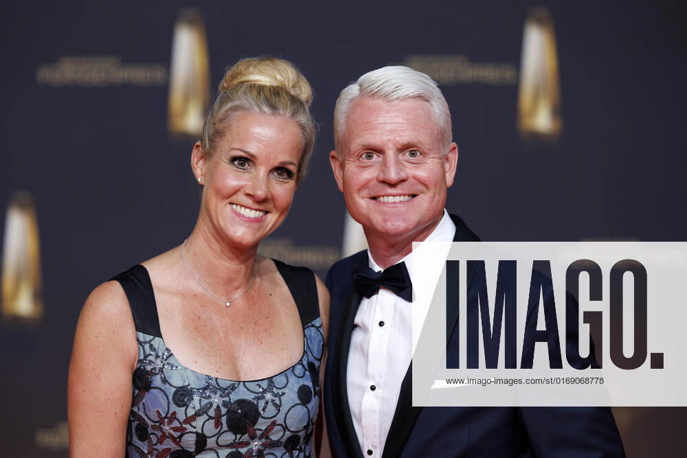 Moderator Guido Cantz und Ehefrau Kerstin Cantz bei der Deutsche Fernsehpreis 2022 - Die TV-Highlights des Jahres in den MMC-Studios in Ossendorf. Köln, 14.09.2022 NRW Deutschland