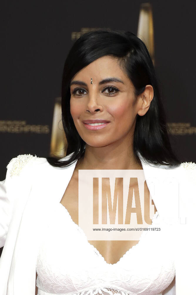 Collien Ulmen Fernandes bei der Deutscher Fernsehpreis Verleihung am 14.09.2022 in Koeln Deutscher Fernsehpreis Verleihung 2022 in Köln