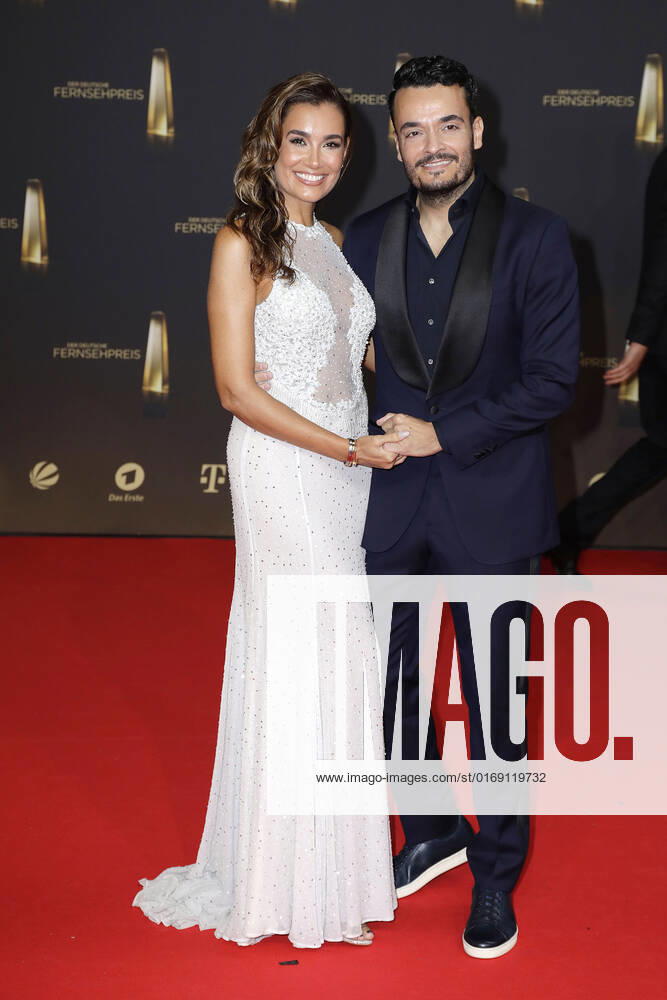 Jana Ina und Giovanni Zarrella bei der Deutscher Fernsehpreis Verleihung am 14.09.2022 in Koeln Deutscher Fernsehpreis Verleihung 2022 in Köln