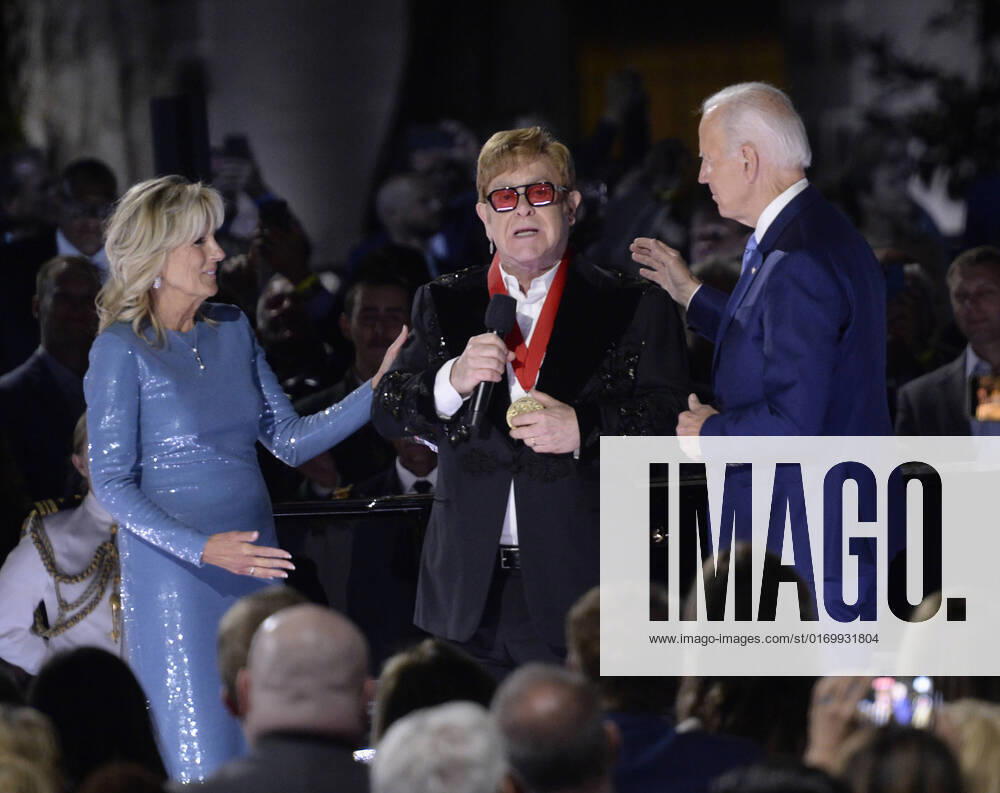 Sir Elton John speaks after being presented with the National Humanities Medal by United States President Joe Biden and first lady Dr. Jill Biden after he preformed a show called A Night When Hope and History Rhyme as part of his farewell tour on the South Lawn of the White House in Washington, DC on Friday, September 23, 2022 Washington USA - ZUMAs152 20220923_zaa_s152_051