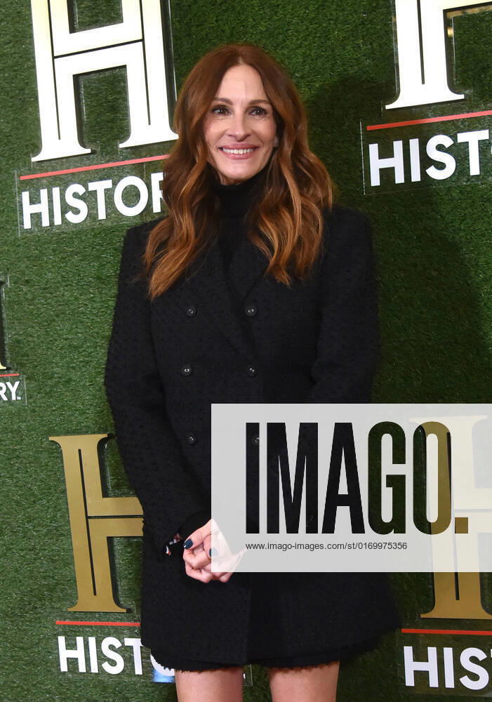 WASHINGTON, DC - SEPTEMBER 24: Julia Roberts at HISTORYTalks 2022: Your Place in History at DAR Constitution Hall in Washington, DC on September 24, 2022.