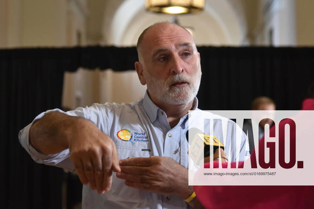 WASHINGTON, DC - SEPTEMBER 24: Former Chief Official White House Photographer for US Presidents Ronald Reagan and Barack Obama Peter Souza at HISTORYTalks 2022: Your Place in History at DAR Constitution Hall in Washington, DC on September 24, 2022.