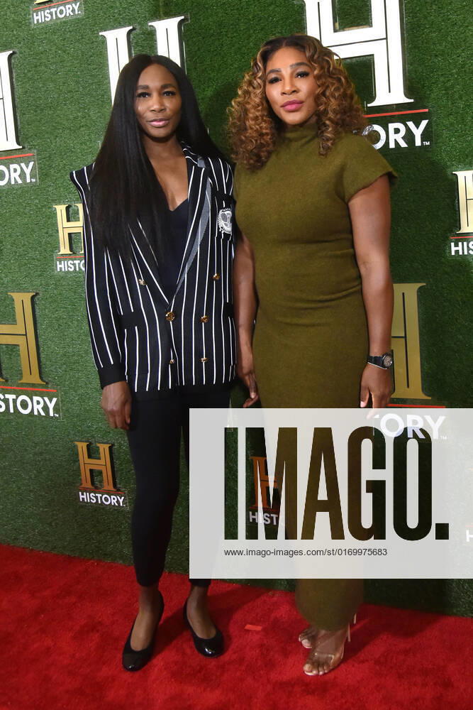 WASHINGTON, DC - SEPTEMBER 24: Venus Williams and Serena Williams at HISTORYTalks 2022: Your Place in History at DAR Constitution Hall in Washington, DC on September 24, 2022.