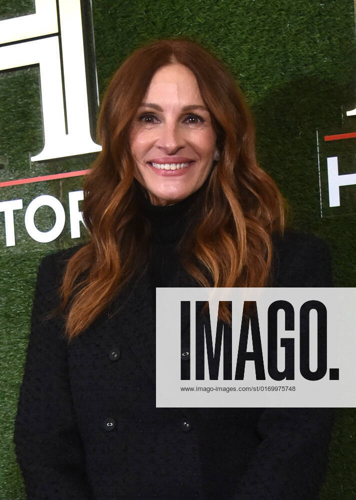 WASHINGTON, DC - SEPTEMBER 24: Julia Roberts at HISTORYTalks 2022: Your Place in History at DAR Constitution Hall in Washington, DC on September 24, 2022.
