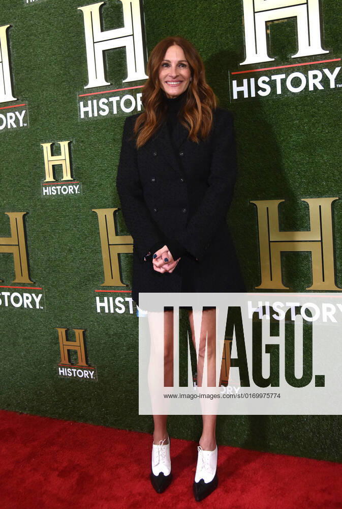 WASHINGTON, DC - SEPTEMBER 24: Julia Roberts at HISTORYTalks 2022: Your Place in History at DAR Constitution Hall in Washington, DC on September 24, 2022.