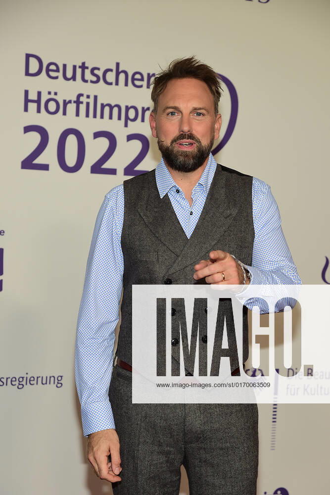 Verleihung des 20. Deutschen Hörfilmpreises Steven Gätjen, Moderatoer Verleihung des 20. Deutschen Hörfilmpreises 2022 in cen BOLLE Festsäle am Spree-Bogeni n Berlin am 27.09.2022