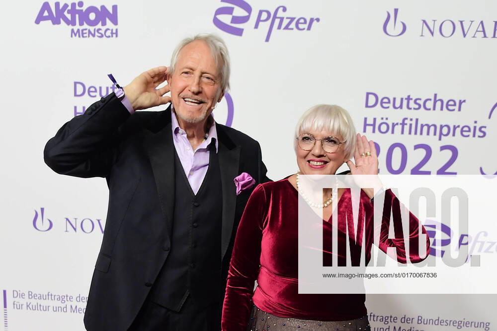 Verleihung des 20. Deutschen Hörfilmpreises Reiner Schöne, Claudia Roth Verleihung des 20. Deutschen Hörfilmpreises 2022 in den BOLLE Festsäle am Spree-Bogeni n Berlin am 27.09.2022