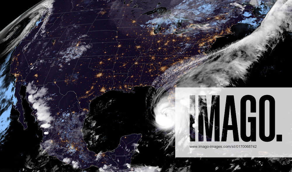MODIS NOAA, EARTH ORBIT: Night time view of Hurricane Ian as it moves closer to the west coast of Florida as it strengthens into a Category 4 dangerous storm fed by the warm waters of the Gulf of Mexico as seen from the GEOS NOAA satellite, September 27, 2022 in Earth Orbit. MODIS NOAA EARTH ORBIT - ZUMAp138 20220927_zaa_p138_030